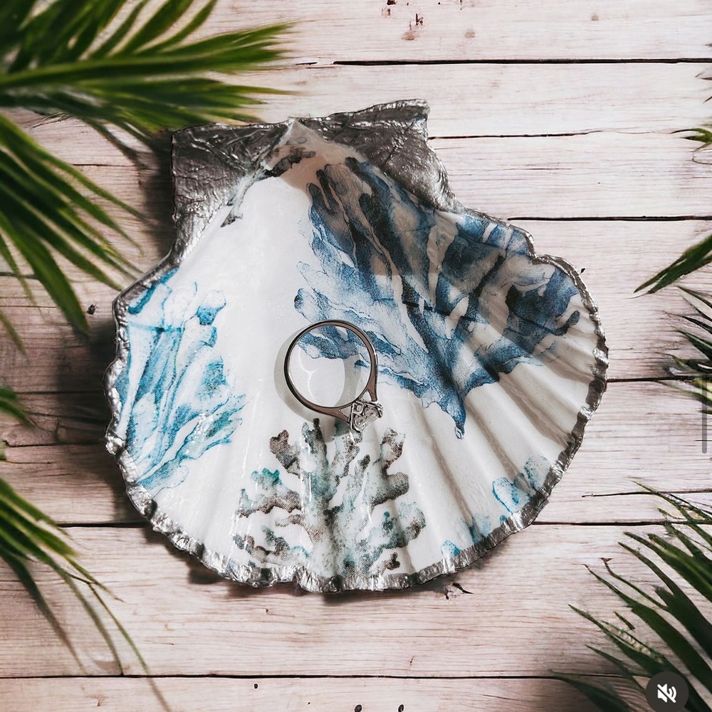 Ring or Jewlery Shell Dish